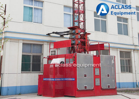 China Doppelkäfig-Bau-Hebemaschinen-Aufzug, Baumaterial-Hebemaschine 33m/min fournisseur