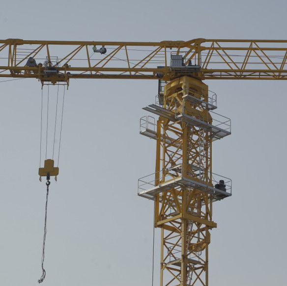 Bauwerk Flat Top Tower Crane Qtz Serie 5 Tonnen 8 Tonnen 10 Tonnen Top Kits